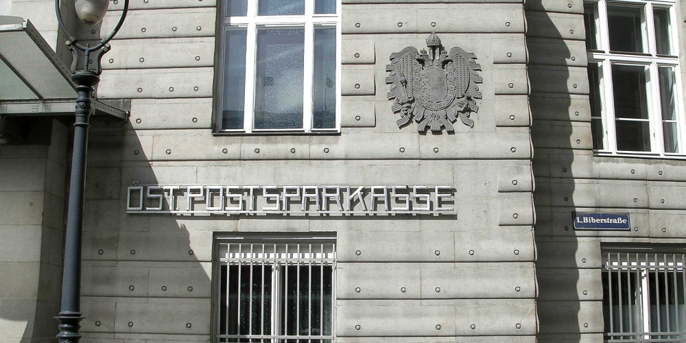 La façade de la  Caisse d’épargne à Vienne  (Autriche)