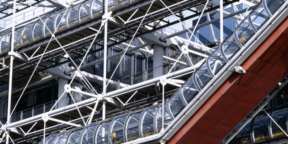 L’escalier mécanique du centre Pompidou