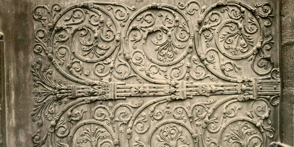 Ferrures des portes latérales de Notre-Dame de Paris