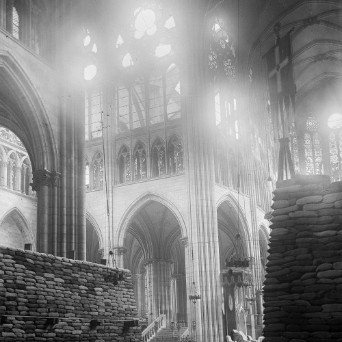 Basilique de Saint Denis  : protection contre les bombardements au cours de la première Guerre mondiale