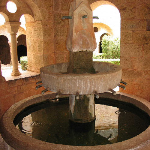 Le lavabo de l’abbaye du Thoronet