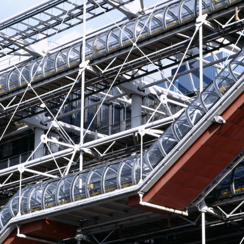 L’escalier mécanique du centre Pompidou