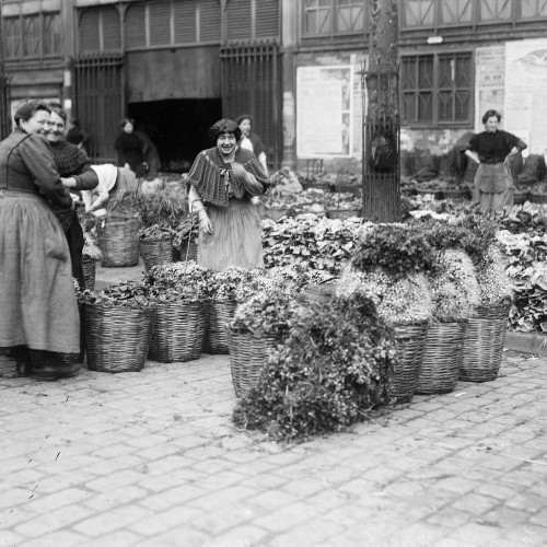 Marchandes aux Halles Baltard