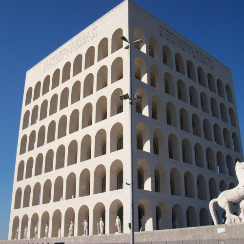 Le Palais de la Civilisation italienne ou "Colisée carré"